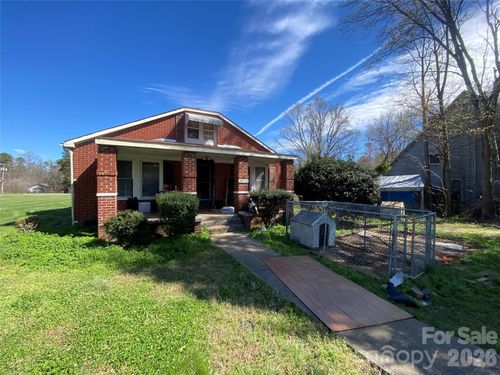 705 E Main St, Cleveland, NC, 27013-8418 | Card Image