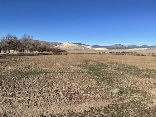 20028 Tehachapi Willow Springs Rd, Tehachapi, CA, 93561 | Card Image