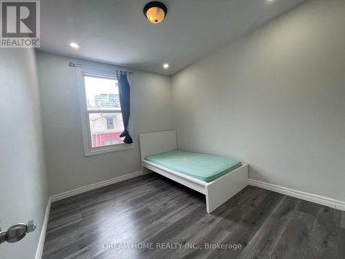 room4-29 Glasgow Street, Toronto (Kensington-Chinatown), ON, M5T2C1 | Card Image