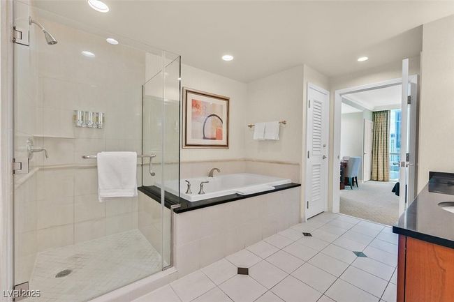Full bathroom | Image 27