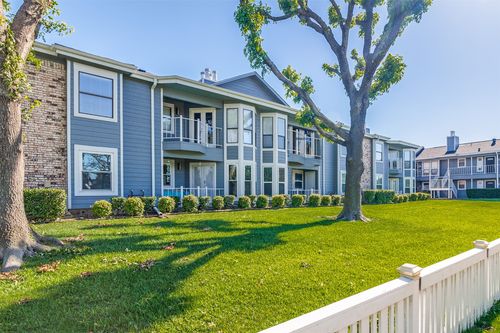 b6-630 W Canty St, Dallas, TX, 75208-3982 | Card Image