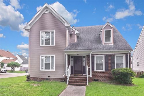 2808 Gate House Rd, Norfolk, VA, 23504-4021 | Card Image