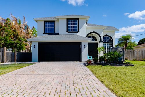 677 Nw Marion Ave, Port St Lucie, FL, 34983-1557 | Card Image