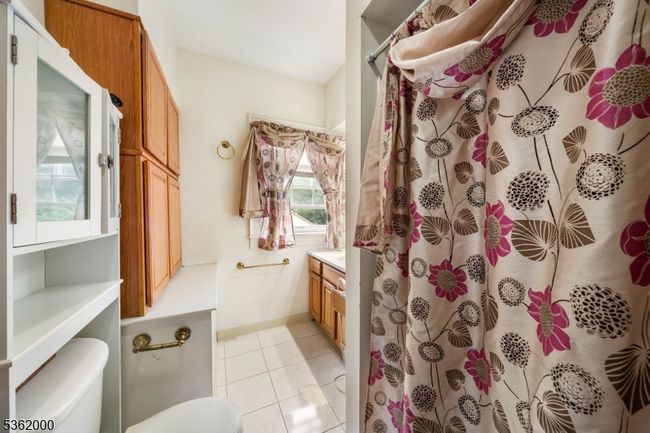 692 W 8 Th St, House other with 7 bedrooms, 3 bathrooms and null parking in Plainfield NJ | Image 26