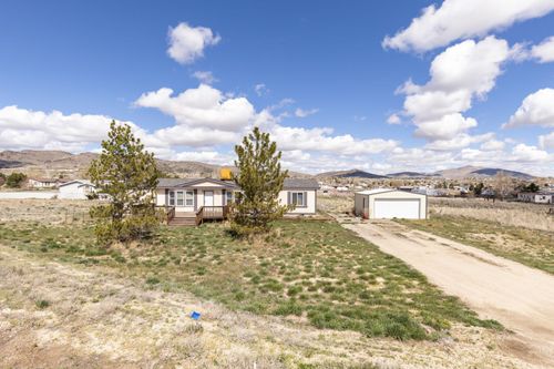 924 Spring Valley Pkwy, Spring Creek, NV, 89815-6747 | Card Image