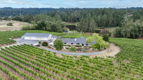 4630 Maddocks Rd, Sebastopol, CA, 95472-9768 | Card Image