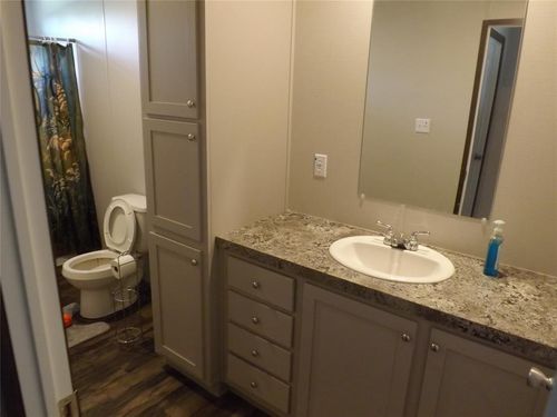 413 Nw 3rd St, Tipton, OK, 73570-9608 | Card Image