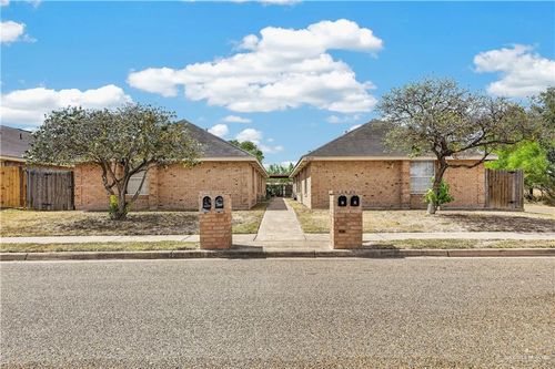 2013 N El Mundo Dr, Edinburg, TX, 78541-3580 | Card Image