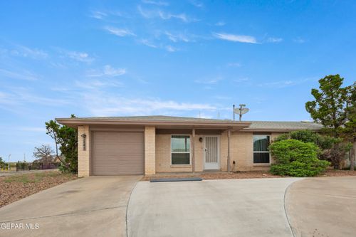 7139 Orizaba Ave, El Paso, TX, 79912-2204 | Card Image