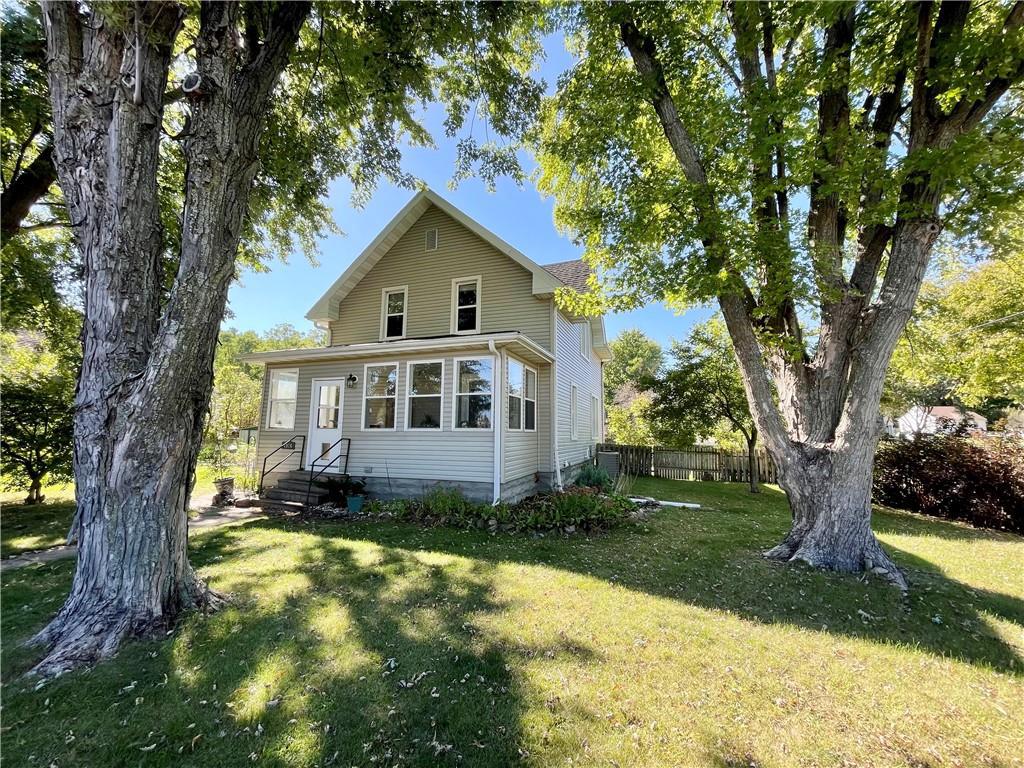 11th St, Eau Claire, WI 54703