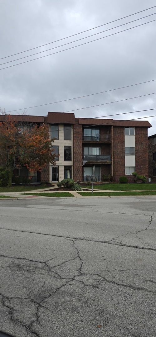 304-17701 Park Blvd, Lansing, IL, 60438-1961 | Card Image