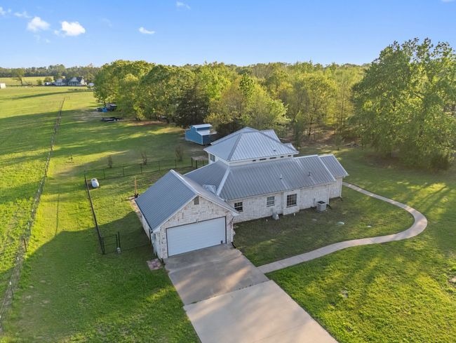 1028 Rs County Road 4261, House other with 3 bedrooms, 3 bathrooms and null parking in Emory TX | Image 7