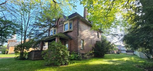 40 6th Street Se, Massillon, OH, 44646 | Card Image