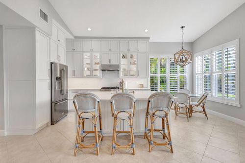 202 Isle Verde Way, Palm Beach Gardens, FL, 33418-1709 | Card Image