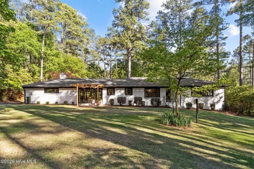 565 S Valley Rd, Southern Pines, NC, 28387-6535 | Card Image