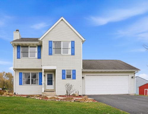 300 Forest Dr, Kirkland, IL, 60146-8643 | Card Image