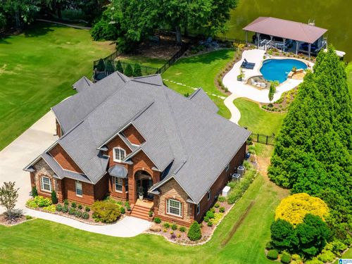 2401 Veranda Trce, Gadsden, AL, 35903-7373 | Card Image