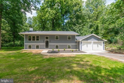 95 Devon Way, SHEPHERDSTOWN, WV, 25443-4613 | Card Image