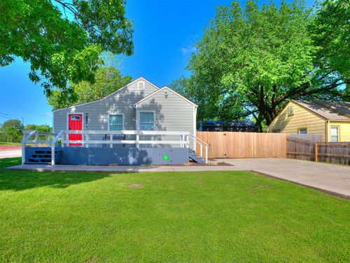 3819 E 15th St, Tulsa, OK, 74112-5908 | Card Image