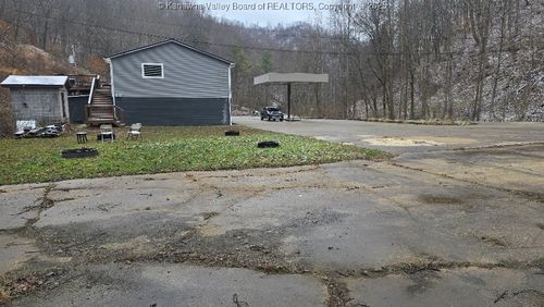 1274 Left Fork Neds Branch Rd, Gilbert, WV, 25621 | Card Image