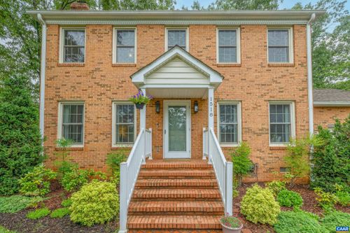 1518 Old Brook Rd, CHARLOTTESVILLE, VA, 22901-1201 | Card Image