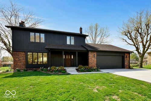 579 Ridge Rd, Greenwood, IN, 46142-7357 | Card Image