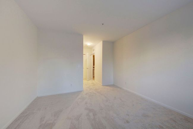 2nd floor bedroom | Image 21