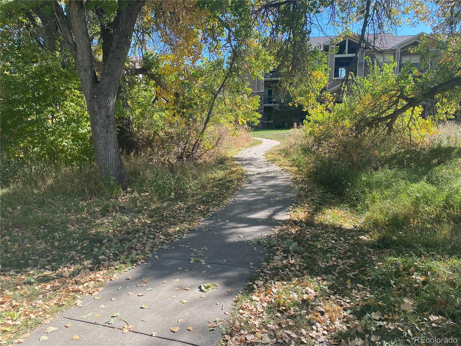 201 10751 Twenty Mile Road, For Sale in Parker Zoocasa