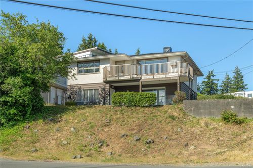 872 Birch St, Campbell River, BC, V9W2T4 | Card Image