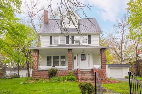 1462 Parkhill Rd, Cleveland Heights, OH, 44121-1738 | Card Image