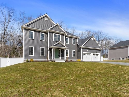 8 Clearview St, Grafton, MA, 01519-1222 | Card Image