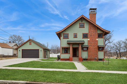 3507 11th St, Des Moines, IA, 50313-4017 | Card Image