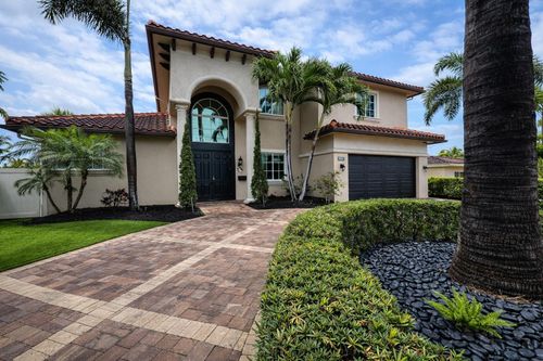 2461 Se 10th St, Pompano Beach, FL, 33062-7008 | Card Image