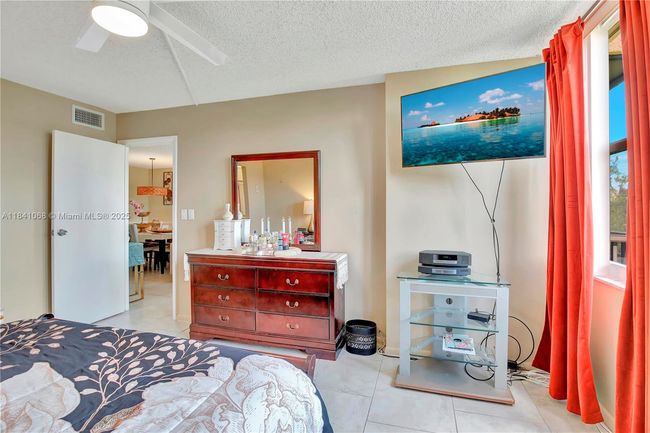 APT-461 - 3651 Environ Blvd, Condo with 2 bedrooms, 2 bathrooms and null parking in Lauderhill FL | Image 6