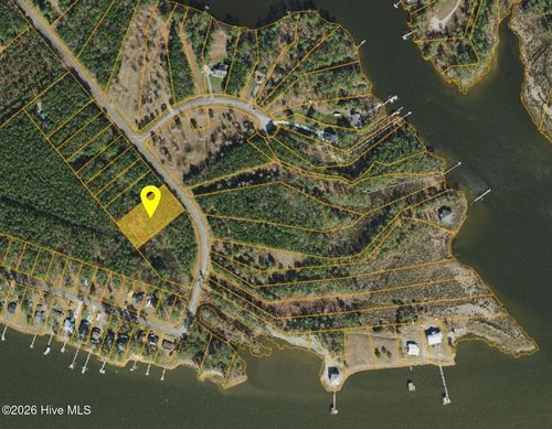 33 Pinecrest Rd, Bath, NC, 27808 | Card Image