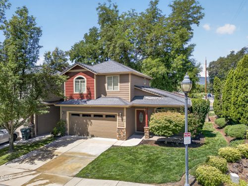 198 Rivers Edge Dr, Gold Hill, OR, 97525-9005 | Card Image