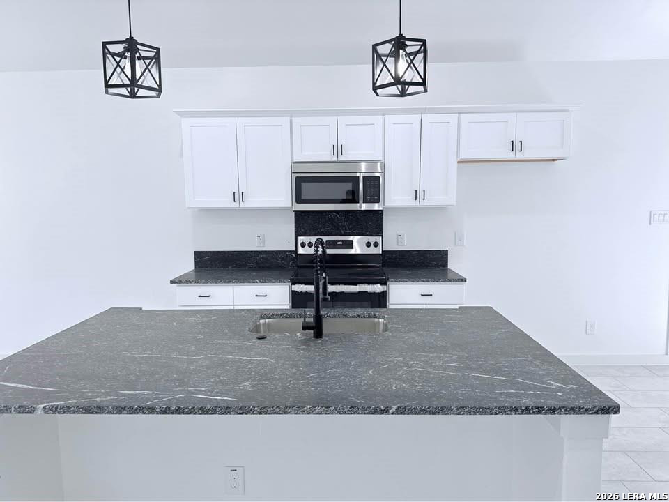 Residential in Devine 3