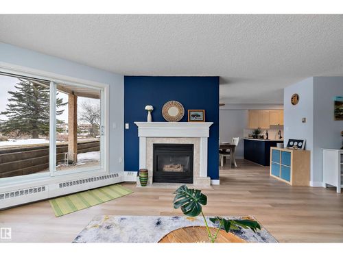 15499 Castle Downs Rd Nw, Edmonton, AB, T5X5Y3 | Card Image