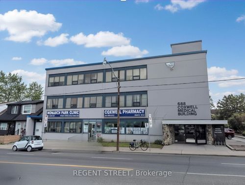 316-688 Coxwell Ave, Toronto, ON, M4C3B7 | Card Image