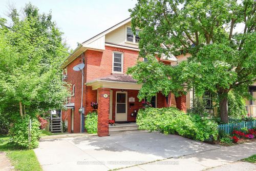 74 Cobourg St, Stratford, ON, N5A3E6 | Card Image