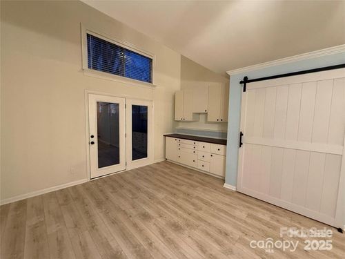 6130 Heathstone Ln, Charlotte, NC, 28210-7120 | Card Image