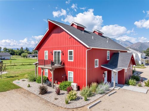 131 Kyle Ln, Hamilton, MT, 59840-9132 | Card Image