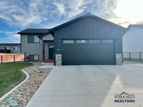 533 Bull Run Dr, Box Elder, SD, 57719-1804 | Card Image