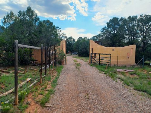 21 Camino De Pinones, Glorieta, NM, 87535 | Card Image