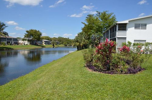 31 Sheffield B, West Palm Beach, FL, 33417-1568 | Card Image