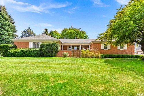 1320 Redwood Dr, Pekin, IL, 61554-2557 | Card Image