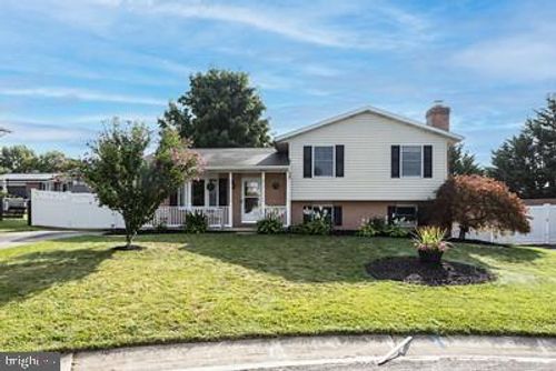 55 Bonfire Ct, WESTMINSTER, MD, 21157-4680 | Card Image