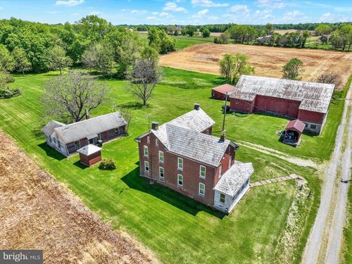 807 Cherry Lane, DOVER, PA, 17315 | Card Image