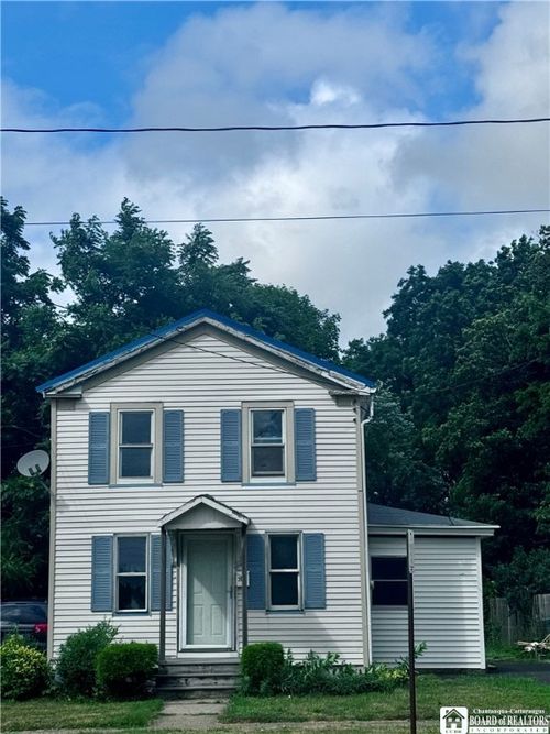 20 Eagle St, Fredonia, NY, 14063-1908 | Card Image