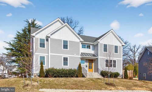 7405 Storm Ct, Falls Church, VA, 22043-1043 | Card Image
